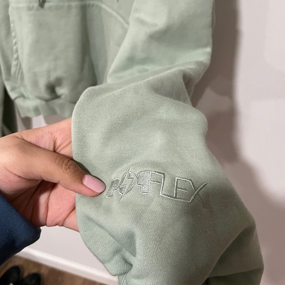 Popflex Pullover Cloud Hoodie Size L/XL Light Pastel Green Color - Picture 3 of 5